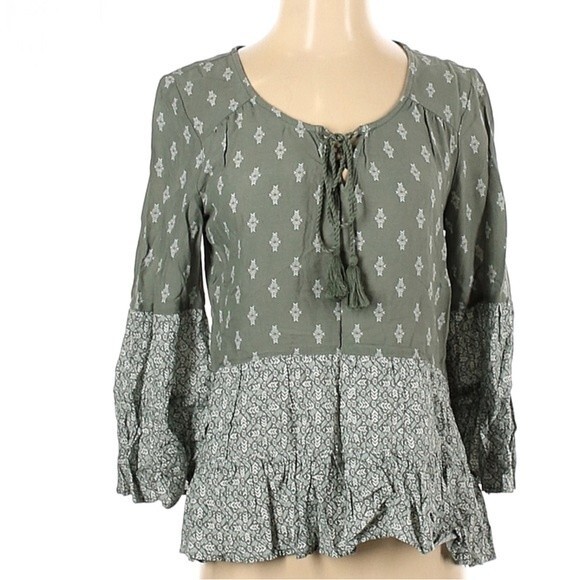 Olive green and white lace up boho peasant top size XS - Picture 2 of 6